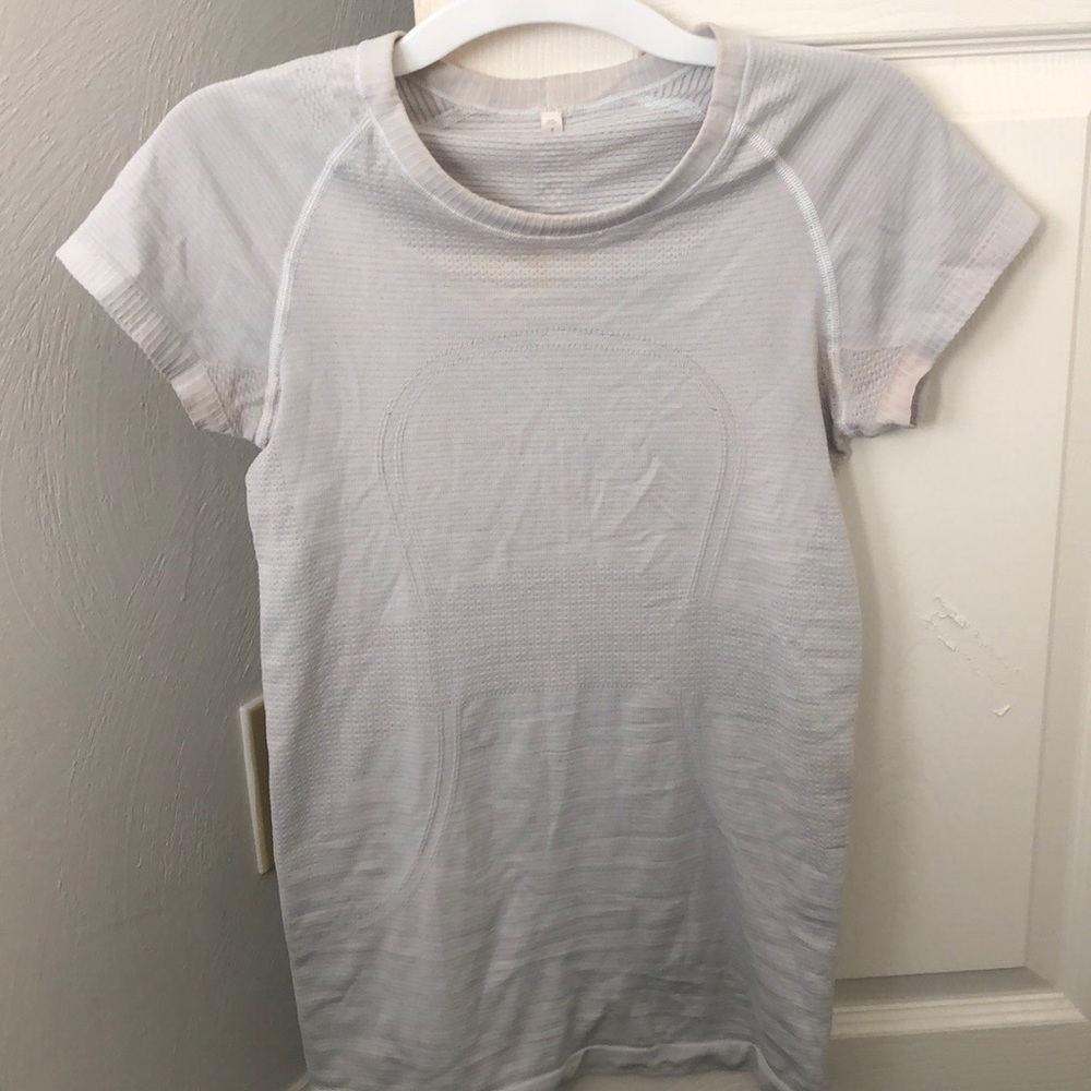 Light grey swiftly tech t shirt size 4
